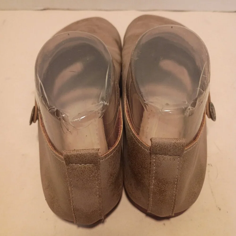 MiniInTheBox Women's Sz 8US/38EU Tan Leather Mary Jane Flats - Picture 8 of 11